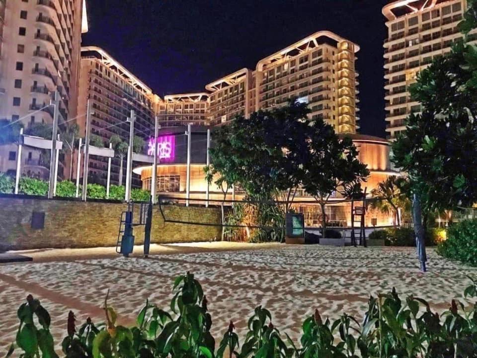 Azure Urban Resort A3 Near Airport Mall With Balcony Wavepool Manila Esterno foto