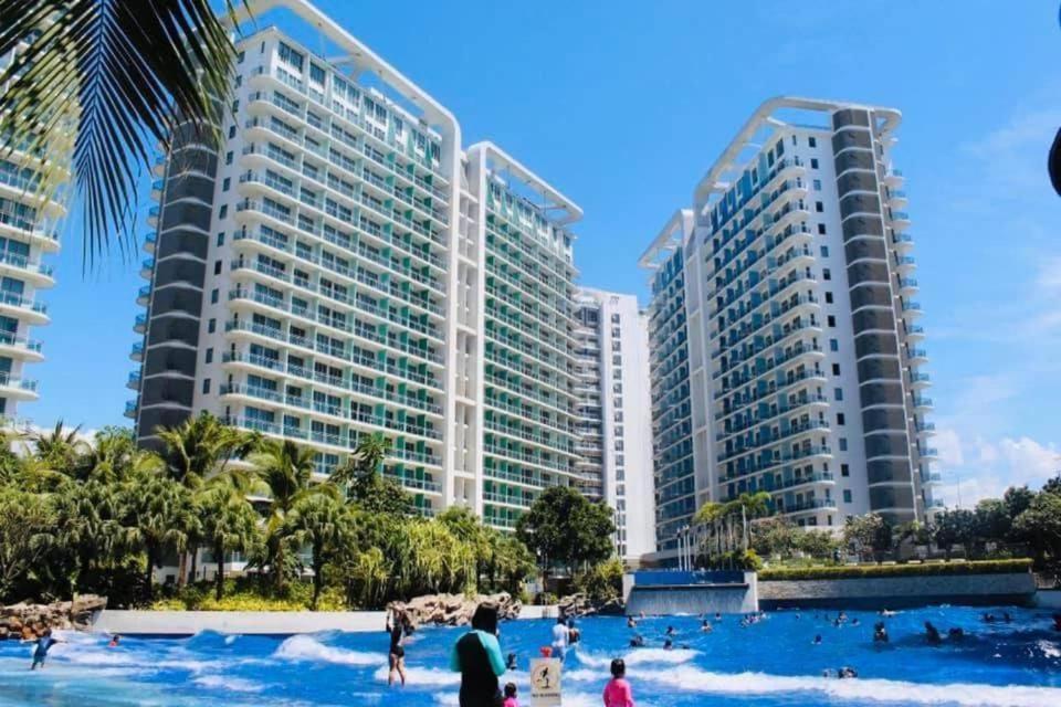Azure Urban Resort A3 Near Airport Mall With Balcony Wavepool Manila Esterno foto