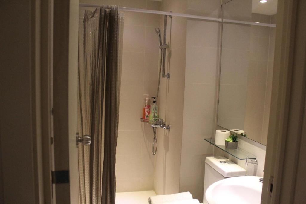 Azure Urban Resort A3 Near Airport Mall With Balcony Wavepool Manila Esterno foto