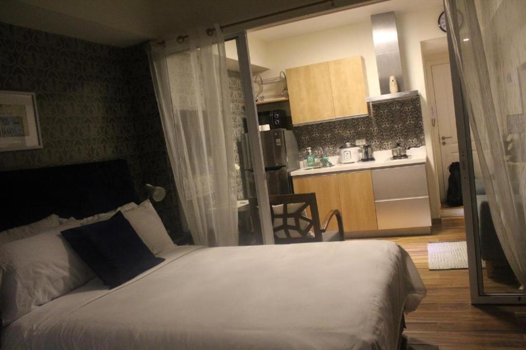 Azure Urban Resort A3 Near Airport Mall With Balcony Wavepool Manila Esterno foto